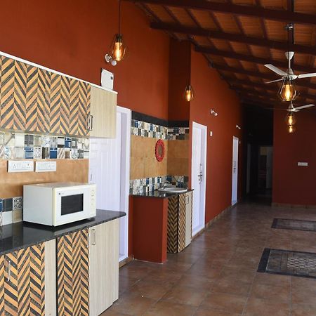 Gubbi Goodu Inn Homestay จิกมากาลูร์ ภายนอก รูปภาพ