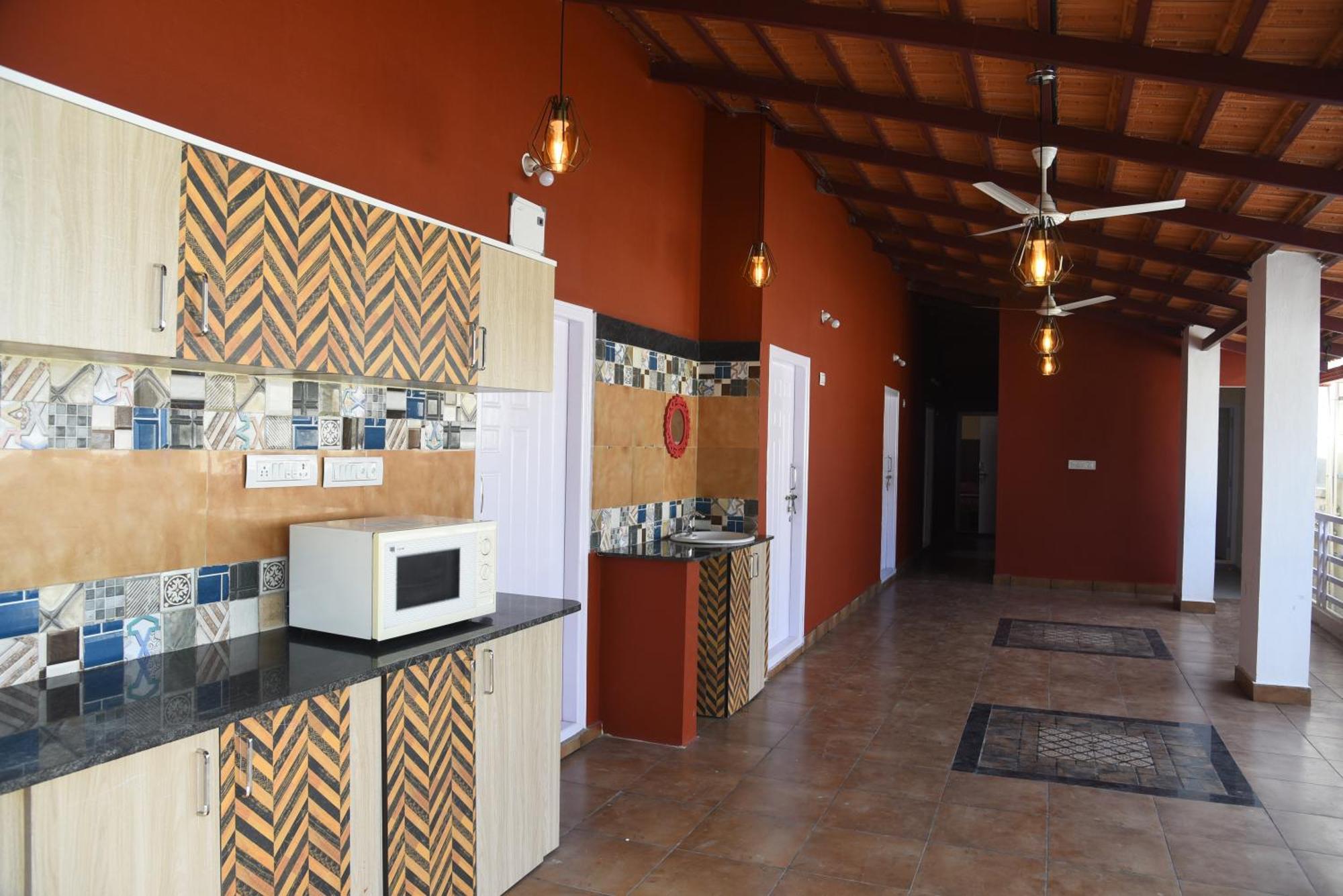 Gubbi Goodu Inn Homestay จิกมากาลูร์ ภายนอก รูปภาพ